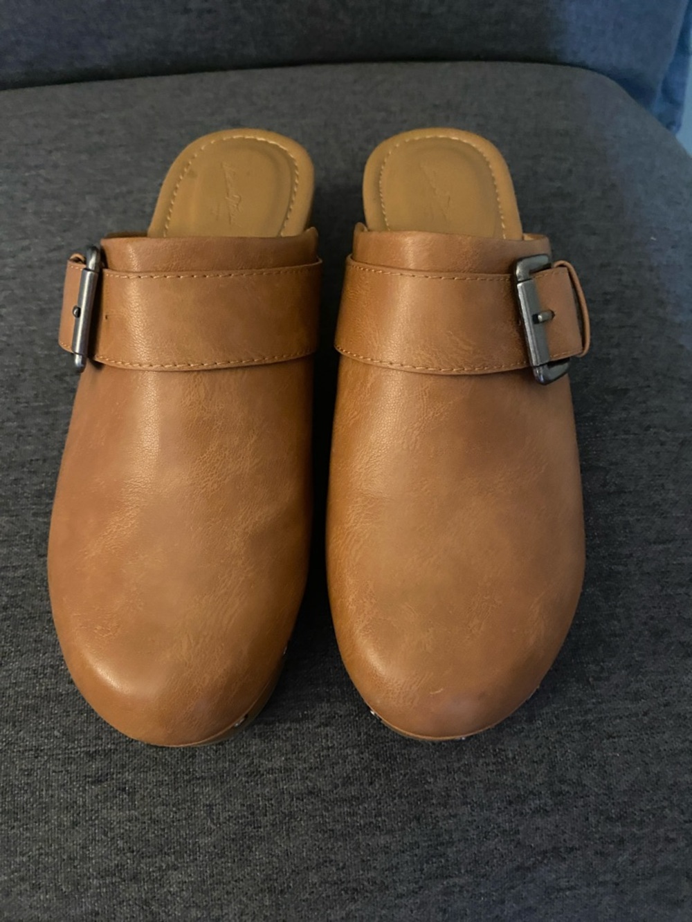 Universal Thread Tan Slip-On  Faux Leather Clog Mule